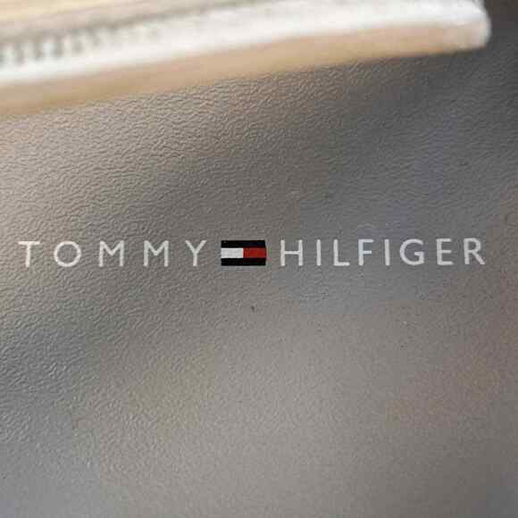Tommy Hilfiger Womens Bekett Platform Sandals 9 Silver Open Toe Strappy Logo - Picture 10 of 14